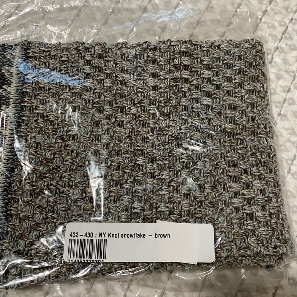 Scarf - Picture 2 of 3
